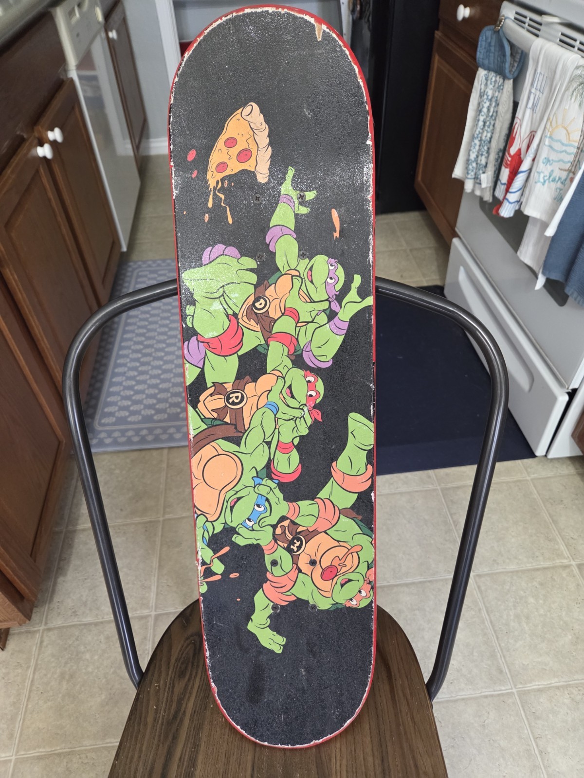 PlayWheels Teenage Mutant Ninja Turtles 28 Radical Pizza Graphic Skateboard TMNT