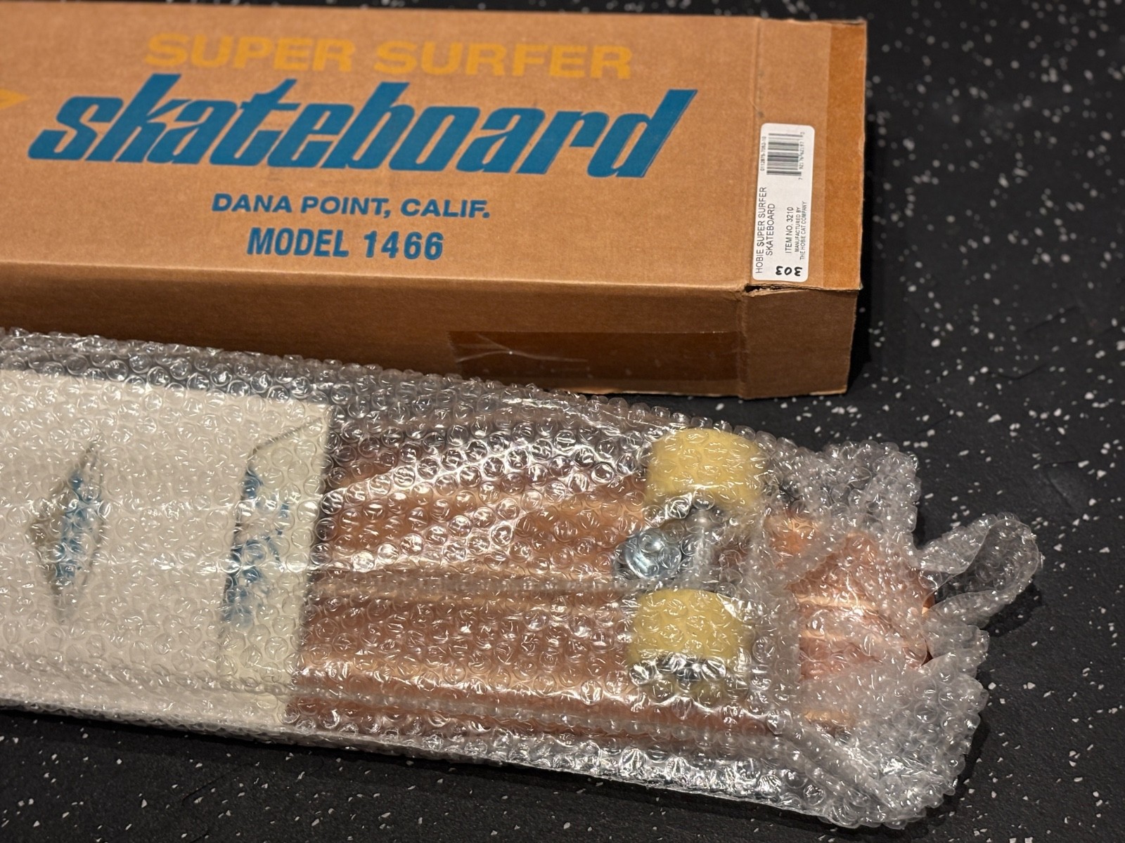 NEW SEALED Hobie Super Surfer Model 1466 (Early Reissue) Skateboard #303