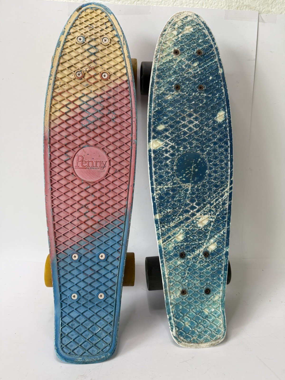 Vintage Penny Board Australia 22&Prime; Skateboard Lot Sunset Fade & Blue Marble Deck